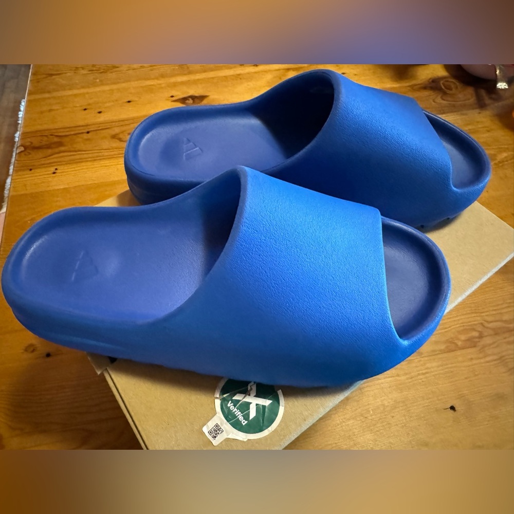 Adidas Yeezy Slide - Azure (blue)  Mens size 12